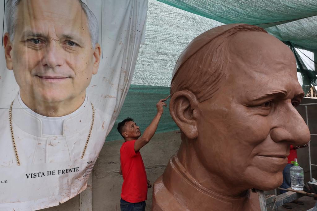 La estatua más grande del mundo en honor al papa León XIV toma forma en Perú