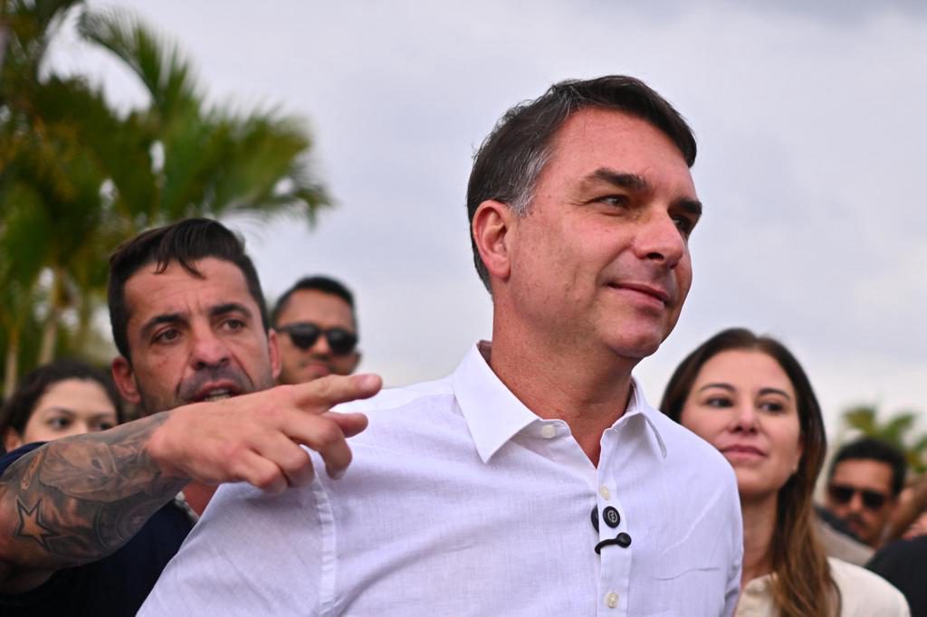 El Supremo de Brasil relaja su cerco al bolsonarismo en plena campaña electoral