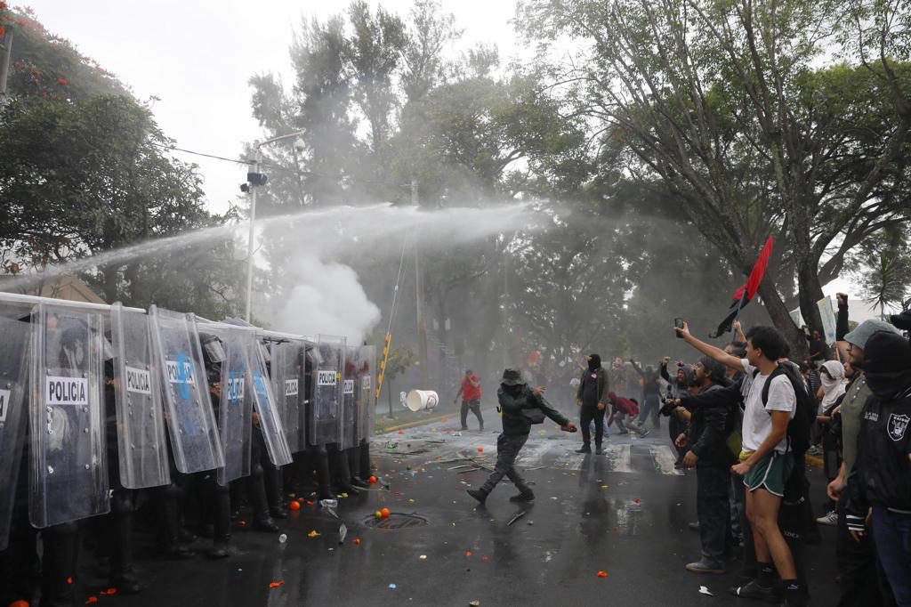 Amnistía Internacional exige localizar a manifestantes detenidos tras protesta en México
