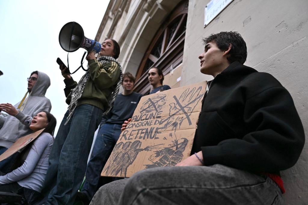 Protesta estudiantil gala vive nueva jornada de manifestaciones en aparente desaceleración