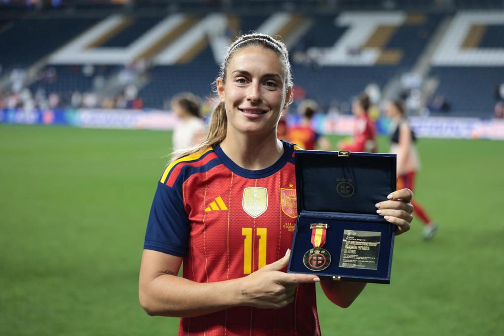 Alexia celebra su partido 150: «Soy una afortunada por estar en el sitio en el que estoy»