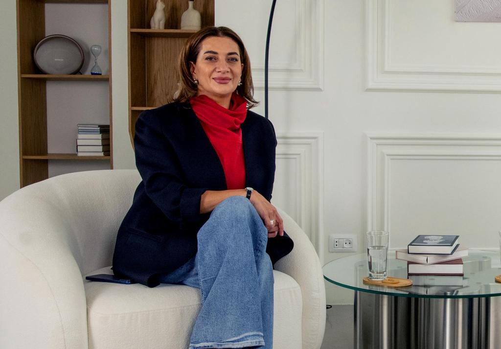 La primera dama de Armenia lanza un desafío a «la costumbre» de la violencia de género