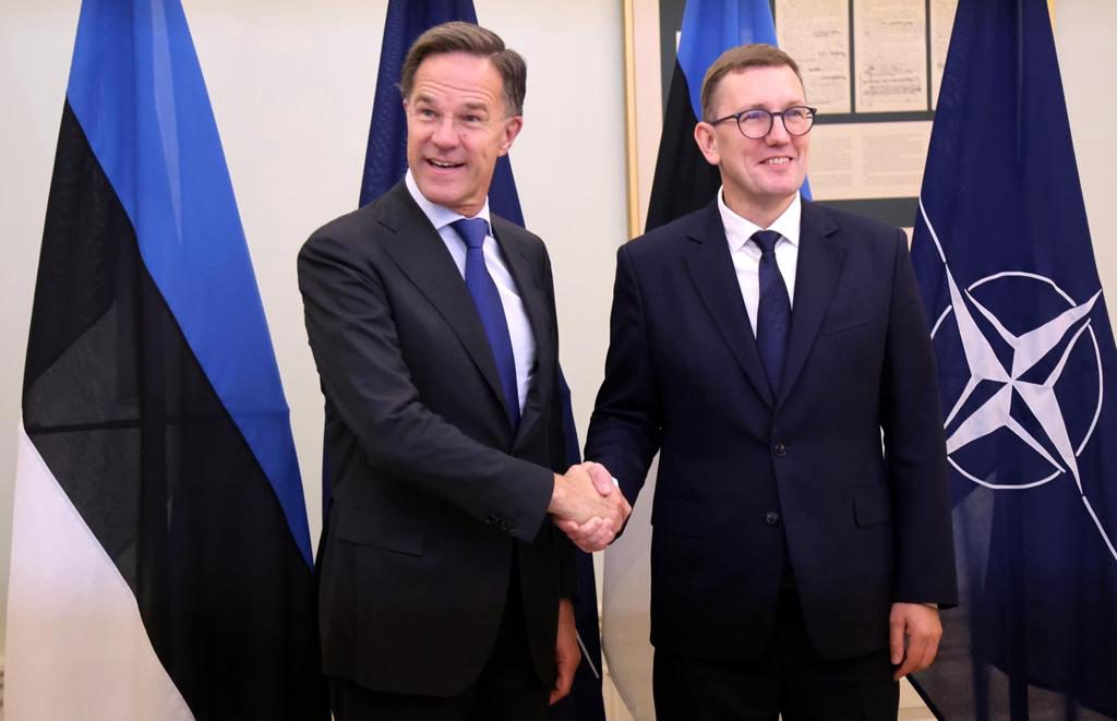 Estonia anuncia diez millones de euros suplementarios de ayuda militar a Ucrania