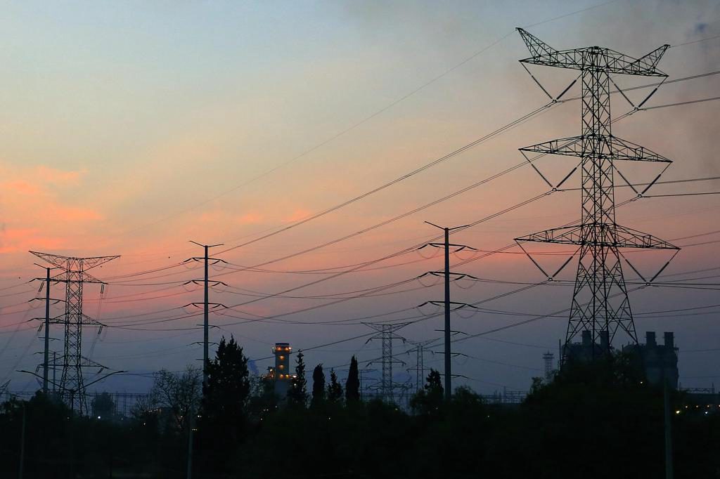 Centros de datos en México multiplicarían por seis su demanda eléctrica, advierte Banamex