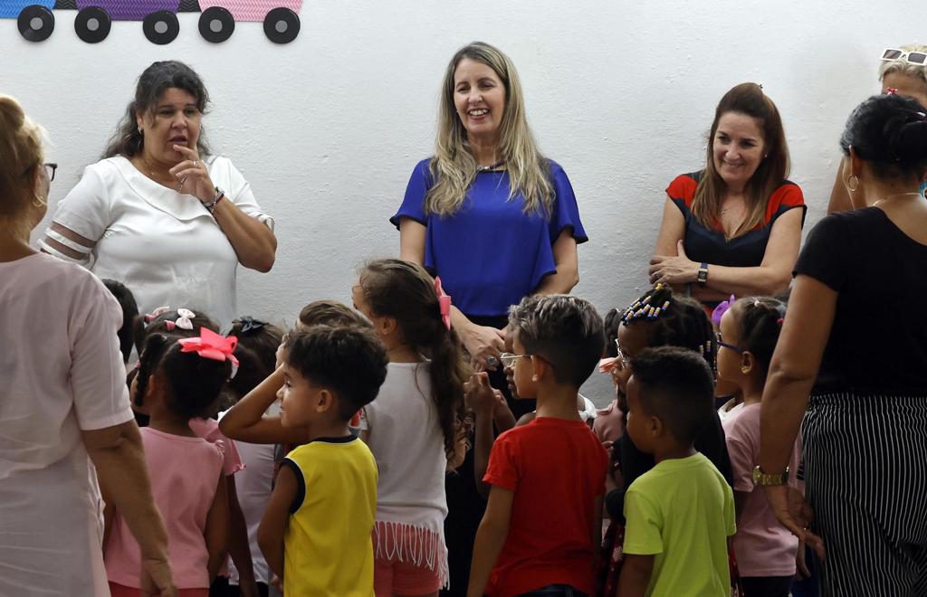 Cuba reconoce que la educación en plena crisis exige «mayor esfuerzo» a alumnos y docentes