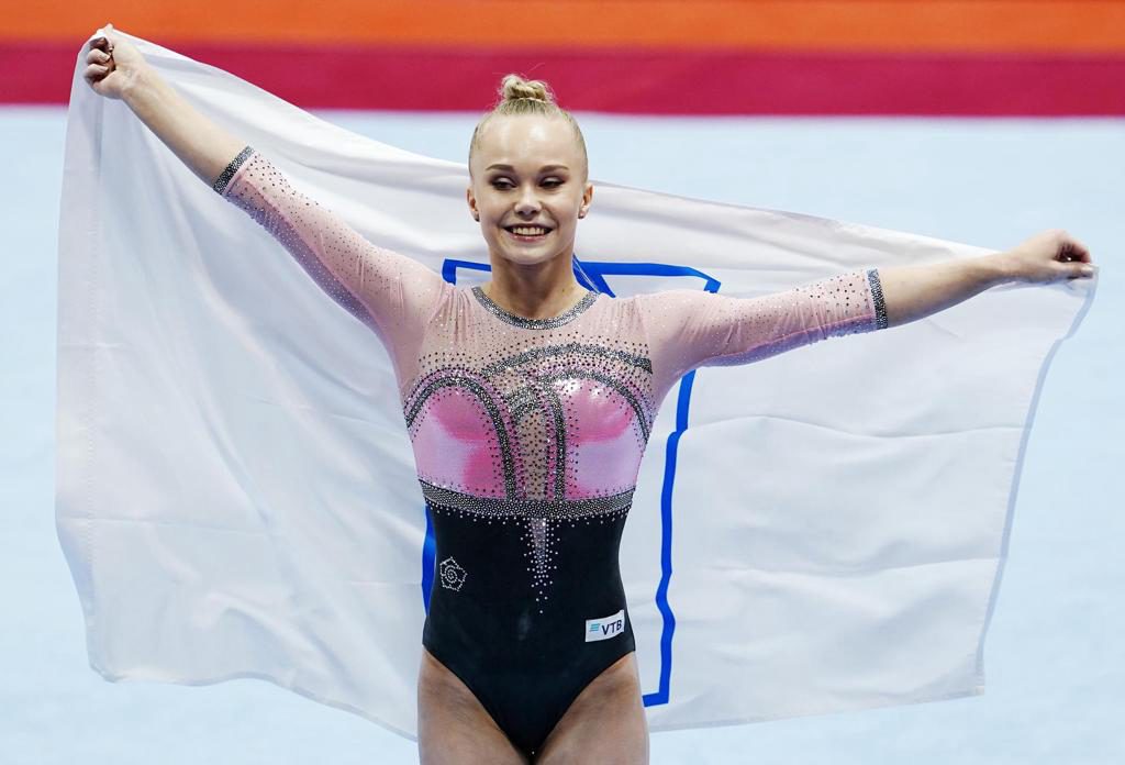 Tres gimnastas rusos siguen esperando visado para los Mundiales, tras el veto a Melnikova