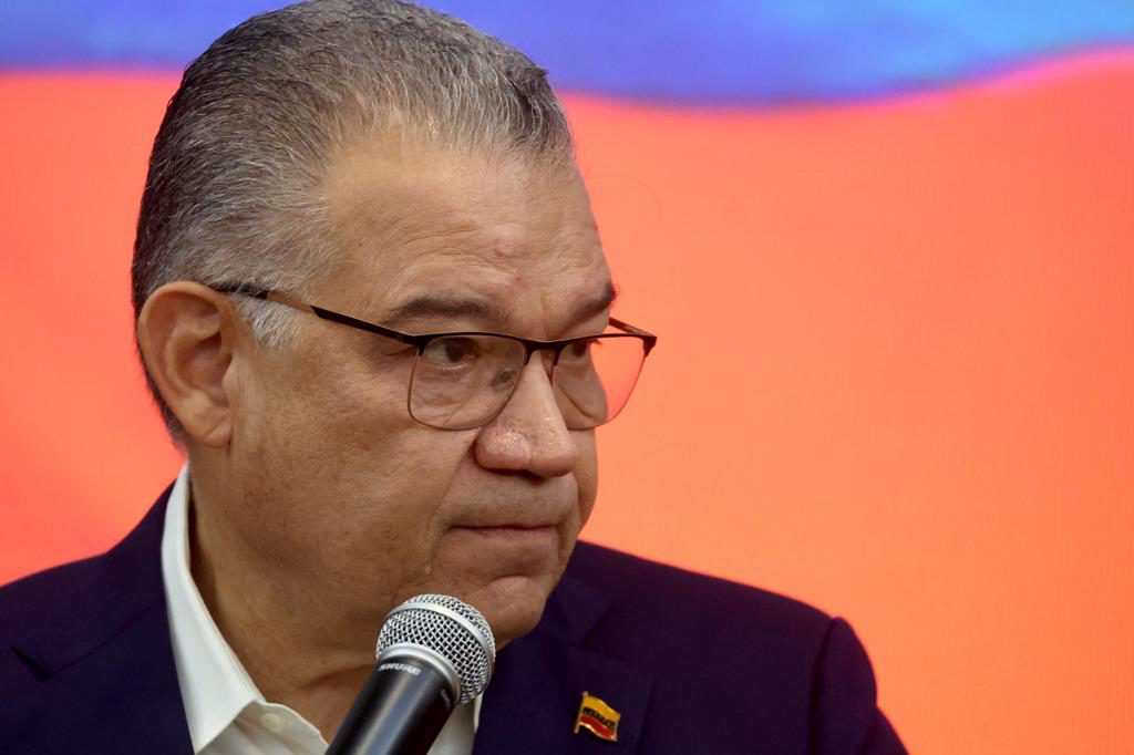 Opositor pide eliminar centros de inteligencia en Venezuela por ejercer «represión»