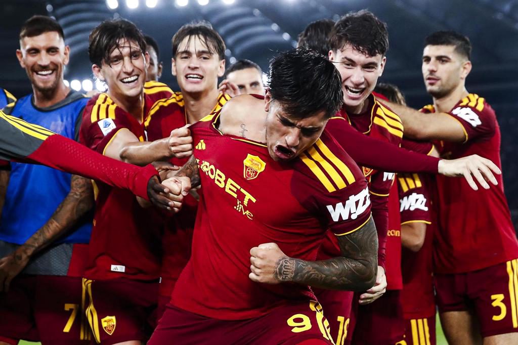2-0.  El Roma mantiene el pulso con una joya de Castro