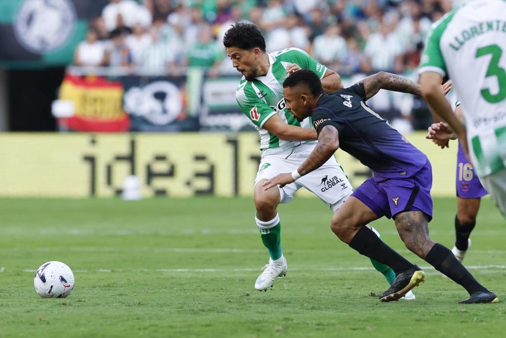 Los defensas Eric Garcia y Jules Kounde, bajas ante el PSG