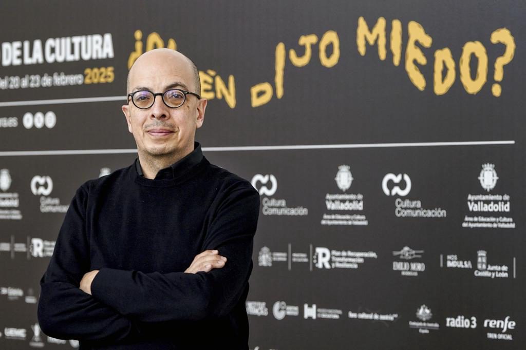 El mexicano Jorge Volpi, autor del mes en el Cervantes de París frente a la era de la IA