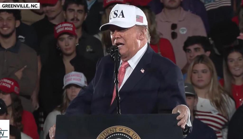 Trump anuncia inversión del Pentágono para fabricar chips en Carolina del Norte