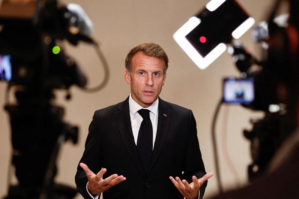 Macron acusa a Trump de manipular las revueltas francesas