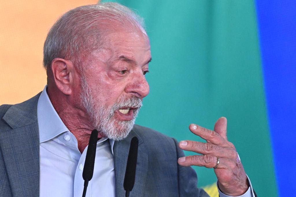 Lula promulga una ley de apoyo a microempresarios a cuatro días de la segunda vuelta