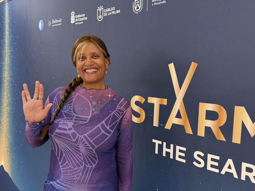Sian Proctor, astronauta: Resolver problemas en el espacio beneficiará también a la Tierra
