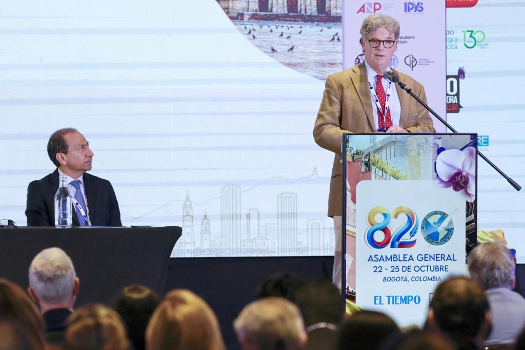 Libertad de prensa e IA, los ejes con los que abre la Asamblea de la SIP en Bogotá