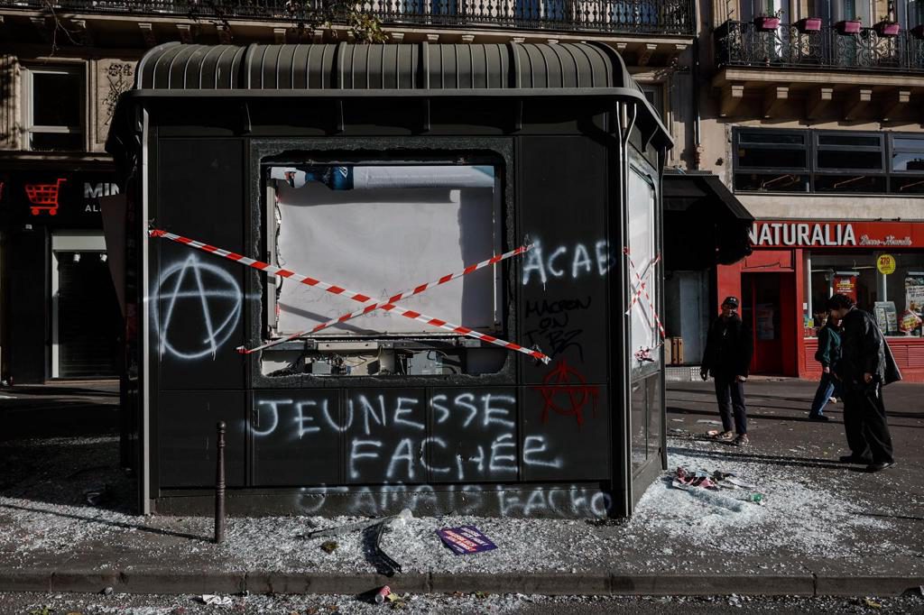 ¿Suspender las redes sociales para frenar el vandalismo? Una idea que polariza en Francia