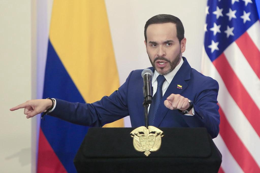 De la Espriella reedita en Colombia el manual ultraderechista de Trump, Milei y Bukele