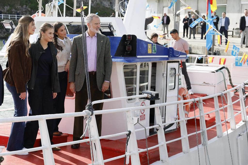 El rey Felipe VI se somete a una operación de cataratas en Oviedo