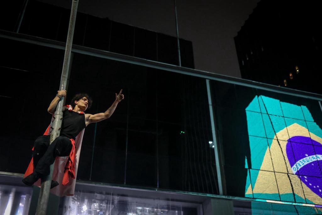 “Ganó la democracia”: Miles de manifestantes llenan de euforia las ciudades brasileñas