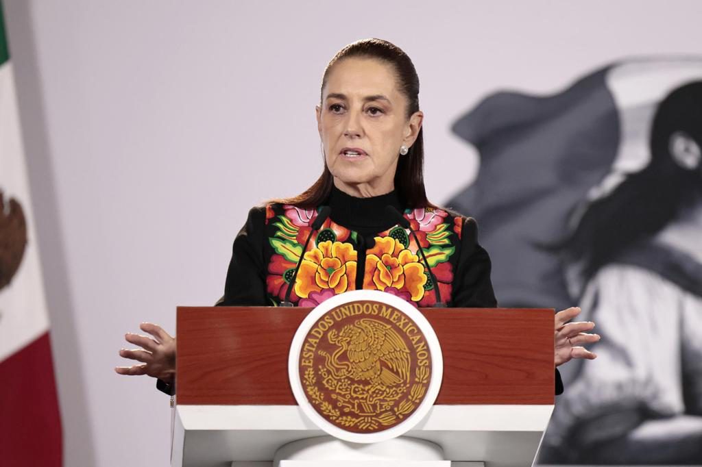 Sheinbaum aplaude la renuncia de jefa del ente electoral mexicano ante presunta corrupción