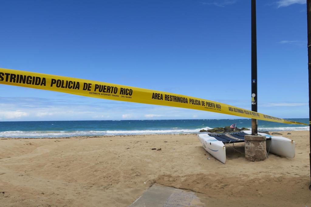 Un adolescente muere ahogado tras ser arrastrado por las corrientes marinas en Isla Verde