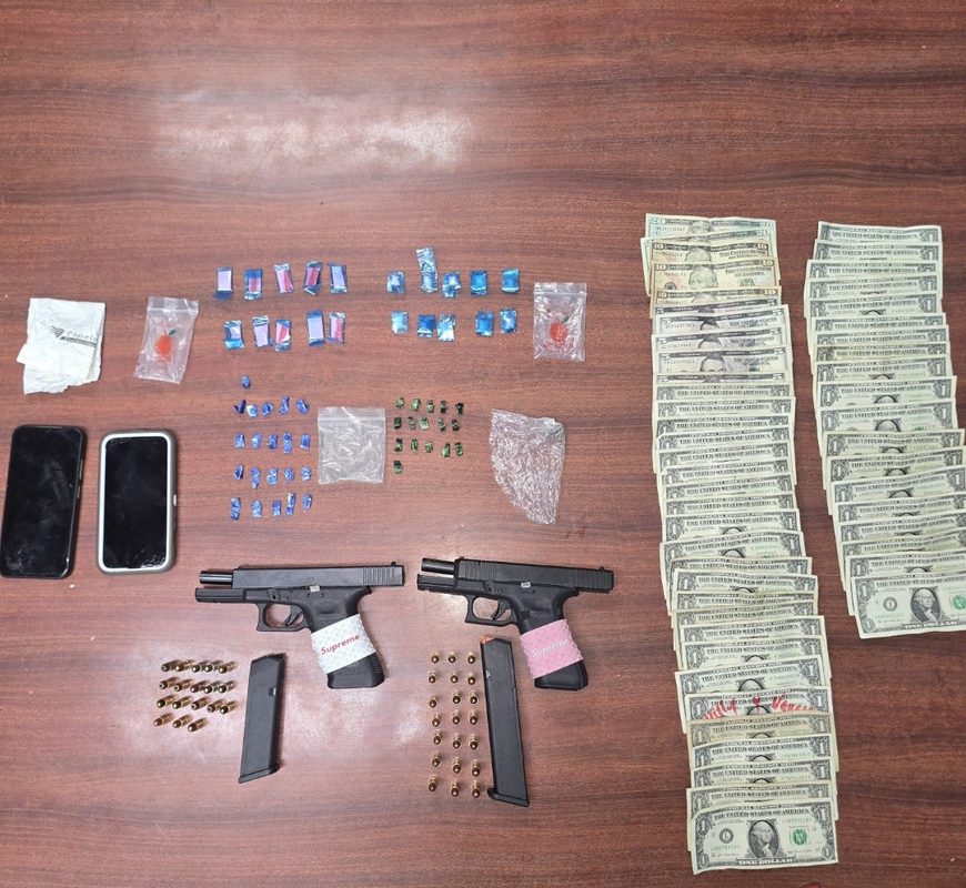 Arrestan a tres e incautan armas y sustancias controladas en Aguadilla