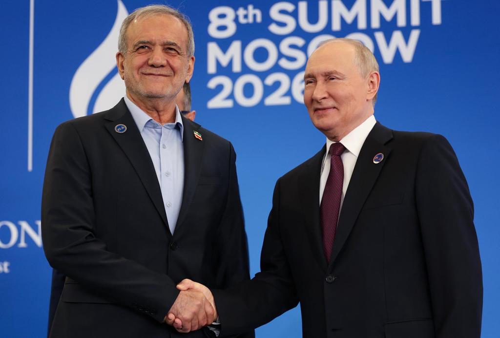 Irán dice que el «terrorismo económico» de EEUU contra el país perturba mercado energético