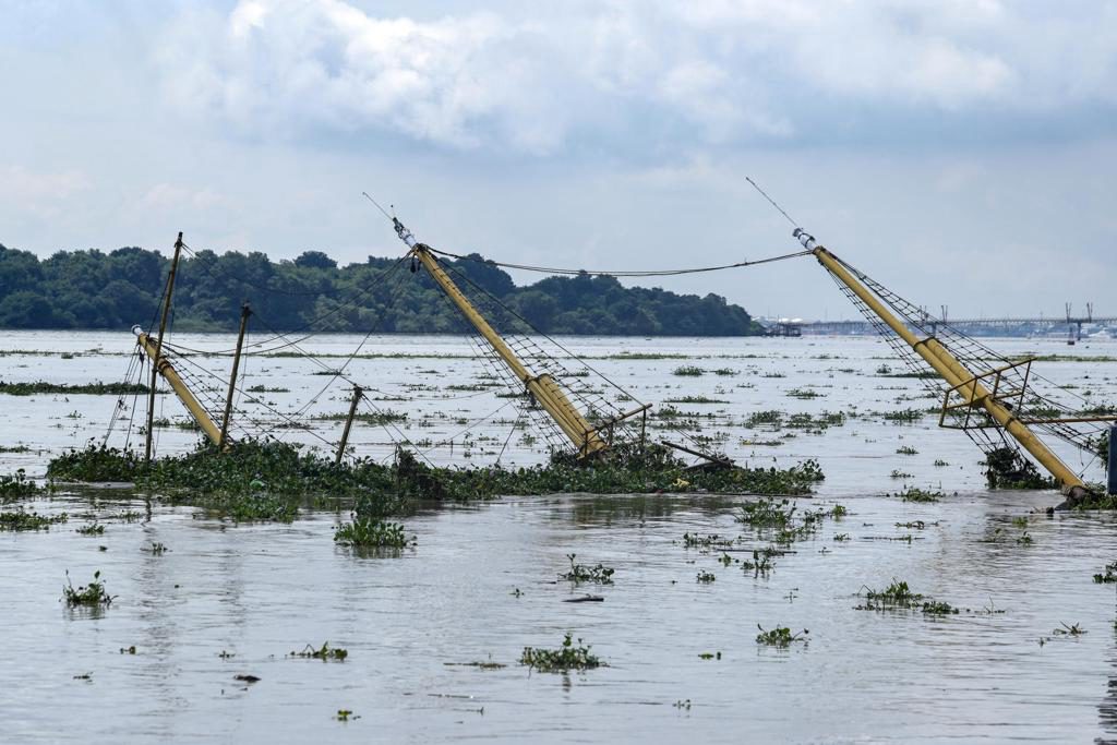 Al menos 3 fallecidos, viviendas dañadas e inundaciones deja temporal invernal en Ecuador