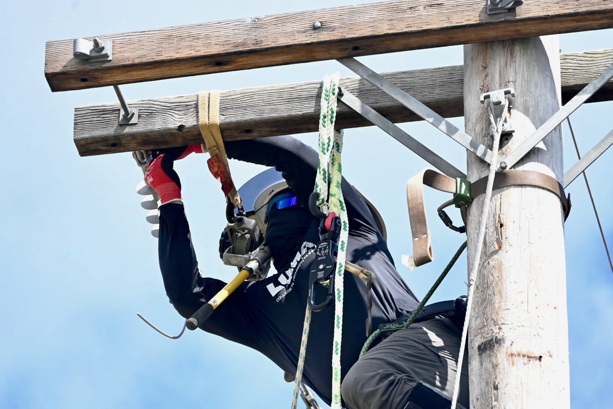 LUMA advierte alto riesgo de apagones esta noche por falta de generación eléctrica