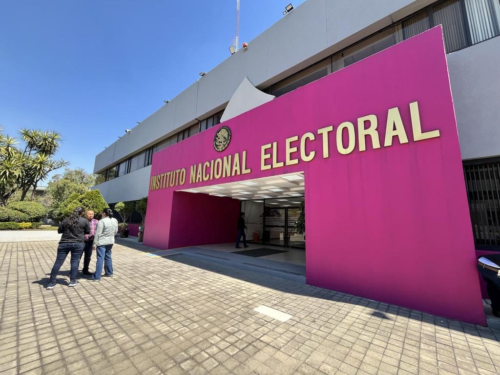 Ente electoral mexicano nombra jefa provisional tras renuncia por escándalo de corrupción