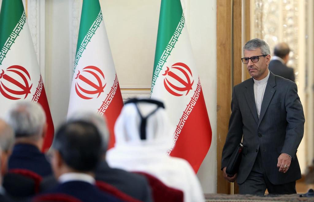 Irán acusa a Trump de despreciar la diplomacia tras admitir que nunca creyó en la tregua
