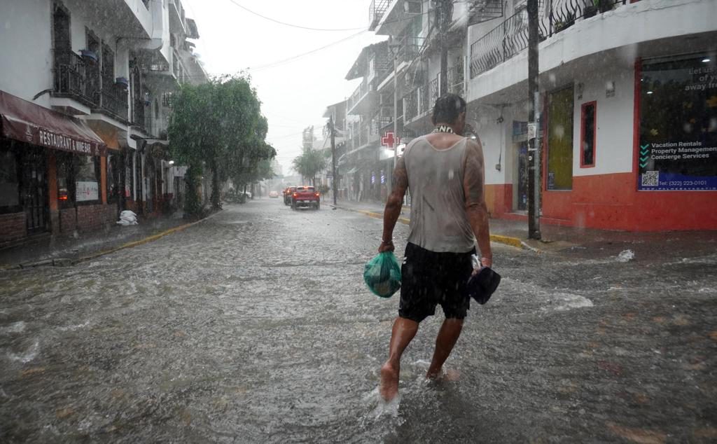 La tormenta tropical Vance mantiene lluvias intensas en el noroeste y occidente de México