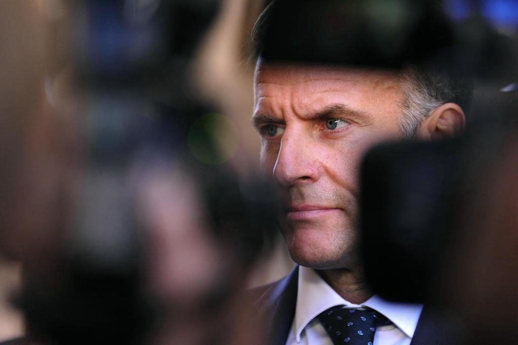 Macron pide calma y reabrir los centros educativos tras semanas de protestas estudiantiles